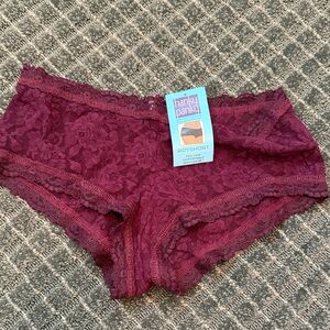 Hanky Panky Burgundy Floral Lace Boyshort